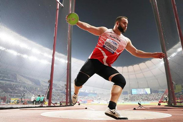 Gerakan Lempar Cakram (Sumber: Pixabay)