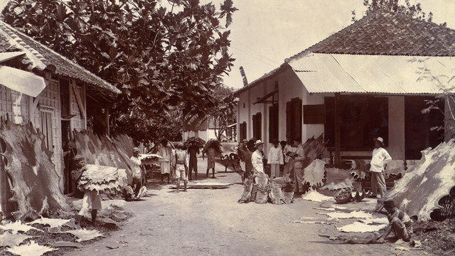 Ilustrasi sejarah pembentukan pemerintah kolonial Hindia Belanda. Foto: Hulton Archive/Getty Images
