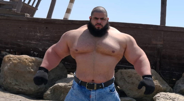 Sajad Gharibi, petarung raksasa asal Iran. Foto: Instagram/@sajadgharibiofficial