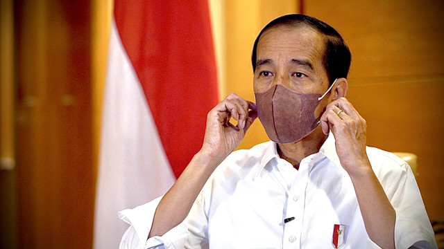 Presiden Joko Widodo menyampaikan perkembangan terkait COVID-19, Kamis (3/2/2022). Foto: Biro Pers Sekretariat Presiden