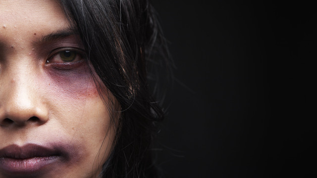 Ilustrasi KDRT. Foto: otnaydur/Shutterstock