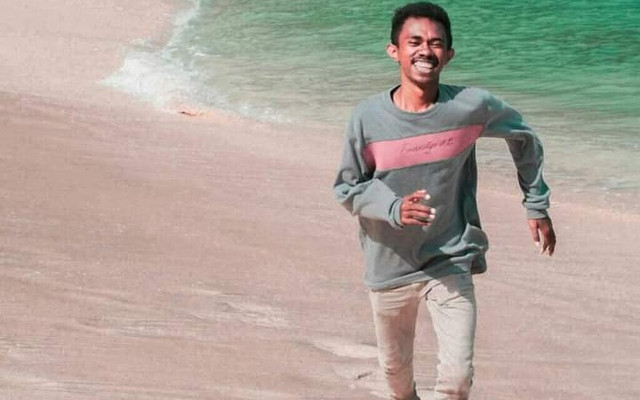 Foto : Yoris Wutun, pemuda Lembata asal kampung Paobokol. Foto : Istimewa