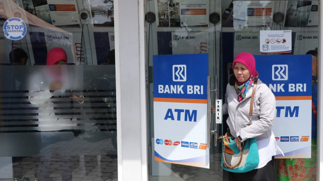 Ilustrasi ATM BRI .Foto: ANTARA FOTO/Prasetia Fauzani