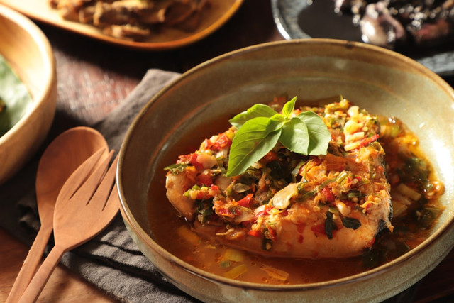 lustrasi ayam woku. Foto: Shutter Stock