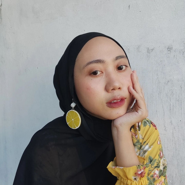 Mantan vokalis Amigdala, Aya Canina. Foto: Instagram/@ayacanina