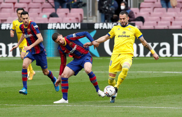 Pertandingan antara FC Barcelona vs Cadiz di Camp Nou, Barcelona, Spanyol. Foto: Albert Gea/Reuters