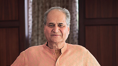 Rahul Bajaj (Sumber: bajajauto.com)