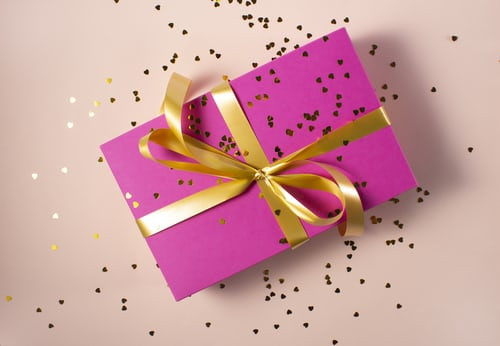 Ilustrasi kado untuk anak perempuan 10 tahun (Sumber: Unsplash)