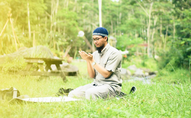 Kemuliaan Manusia yang Lebih daripada Malaikat Ditegaskan dengan Bukti di dalam Al-Qur'an, Foto: Unsplash/Masjid Pogung Dalangan  