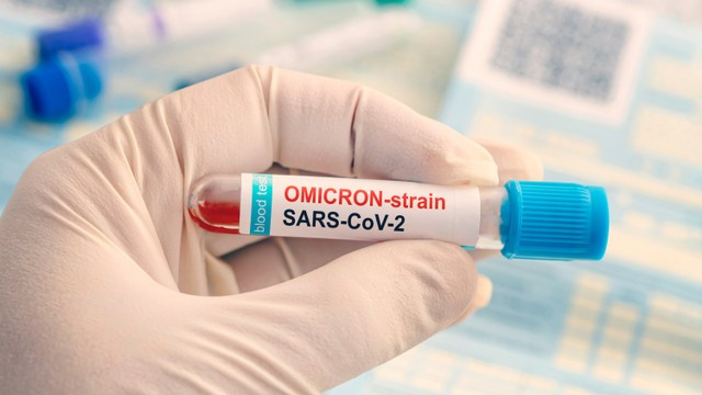 Ilustrasi virus corona Omicron. Foto: Shutterstock