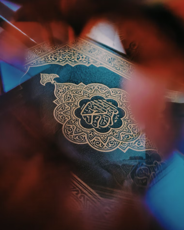 Ilustrasi ayat wala antum abiduna ma abud. Foto: unsplash.com/@haqway