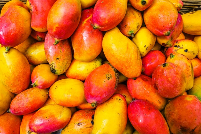 Contoh buah klimaterik. Sumber: unsplash.com