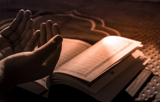 Ilustrasi doa sebelum belajar. Foto: unsplash.com/@lllezz