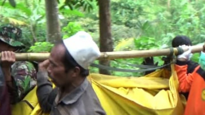 Eshaklarning yangi yaqin suratlari Xotini bilan guruh jinsiy aloqa porno video