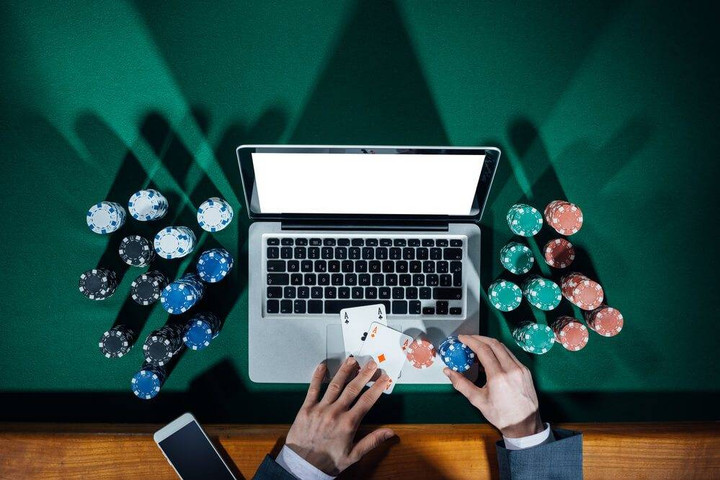 The Rise of Online Gambling: A Growing Industry and Its Impact | kumparan.com