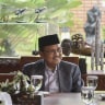B. J Habibie
