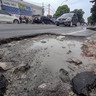 Jalan Berlubang Usai Hujan di Jakarta