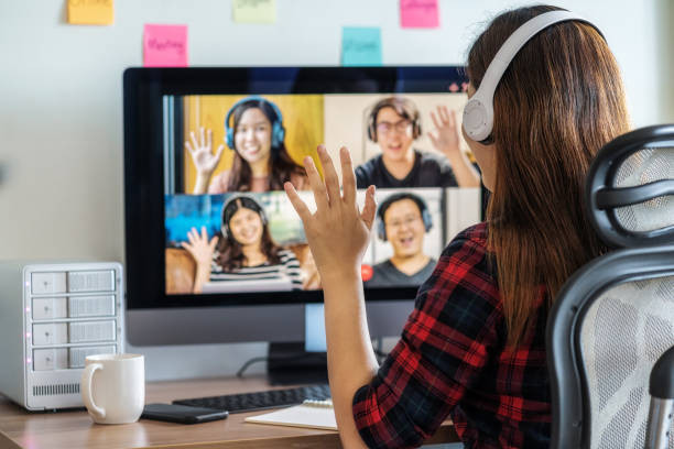Efek Komunikasi Nonverbal terhadap Interpretasi Pesan dalam Interaksi Sosial 4 komunikasi-verbal-dan-non-verbal-efektif-mana.jpg