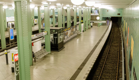 Foto Pemandangan Kota Berlin Saat Pandemi Virus Corona Kumparan Com