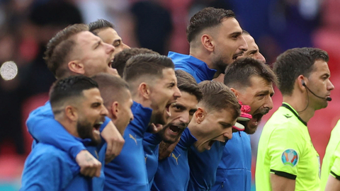 Belgia Vs Italia Prediksi Skor Line Up Head To Head Jadwal Tayang Kumparan Com