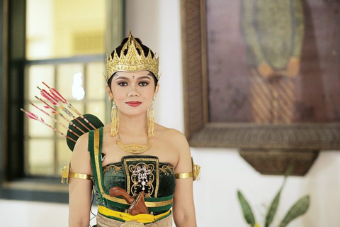 Tari Serimpi Berasal Dari Yogyakarta Kesenian Luhur Milik Keraton Kumparan Com