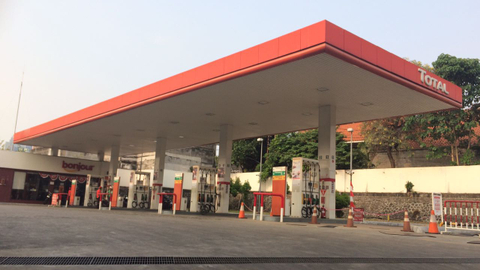 Total Tutup Seluruh Spbu Di Indonesia Kumparan Com