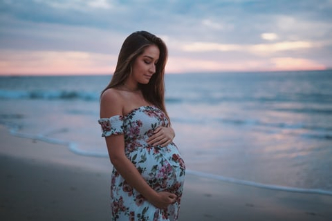 Arti Mimpi Hamil Anak Perempuan Seperti Apa Ya Kumparan Com