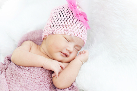 35 Nama Bayi Perempuan Yang Bermakna Kuat Diawali Huruf A G Kumparan Com