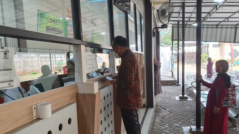 Aksi Dirjen Dukcapil Nyamar Jadi Pemohon Akta di Bogor, Ternyata Banyak Syarat (1)