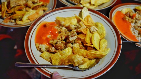 AA Bistik, Nasi Goreng Populer dan Murah di Bandung | kumparan.com
