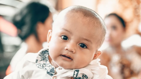 25 Nama Bayi Laki Laki Yang Bermakna Pelindung Diawali Huruf A H Kumparan Com