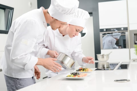 5 Sekolah Culinary Art Bergengsi Di Seluruh Dunia, Tertarik Mendaftar? | Kumparan.com
