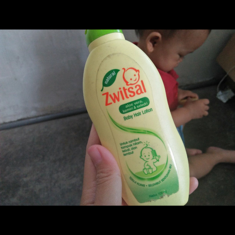 Review Zwitsal Hair Lotion Rambut Tebal Mengkilat Kumparan Com Review Zwitsal Hair Lotion Rambut Tebal Mengkilat Kumparan Com