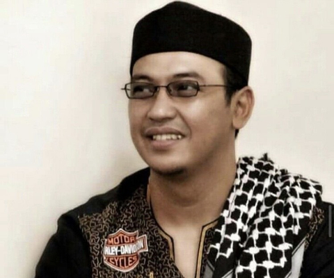 Lirik Lagu Takbiran Ustaz Jefri Al Buchori Drs H Aswan Faisal Kumparan Com