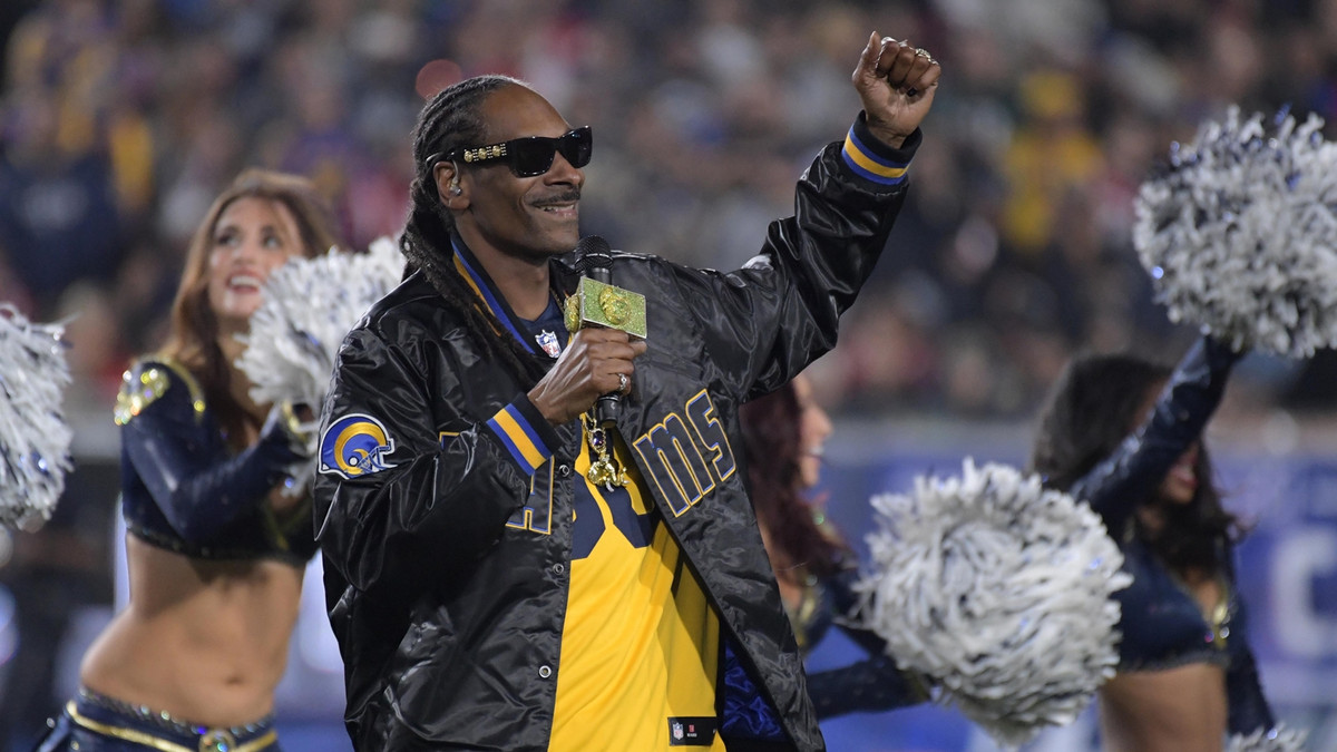 Snoop Dogg Dipercaya Pandu Panggung MTV VMA 2026
