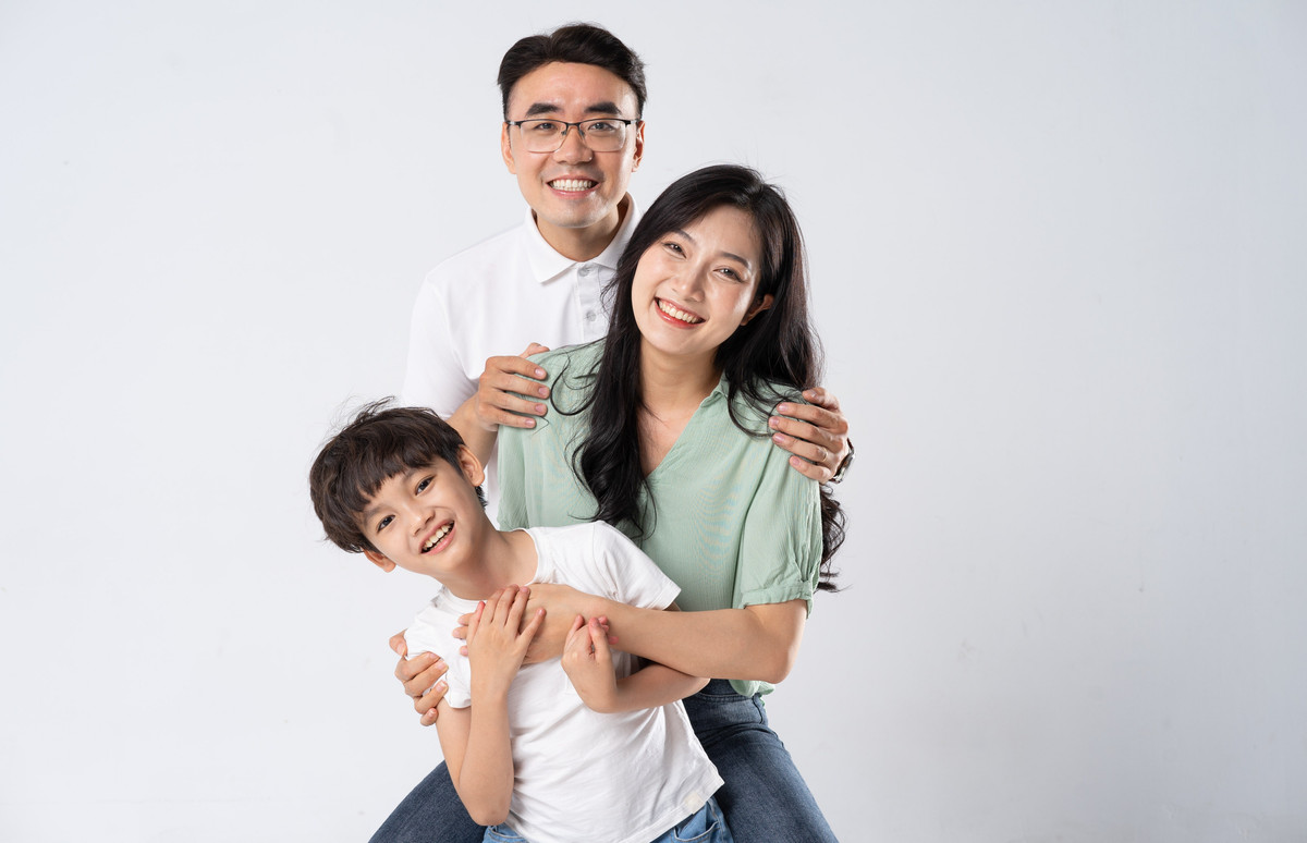 Ikatan Kuat Keluarga Bentuk Empati Anak Sejak Dini