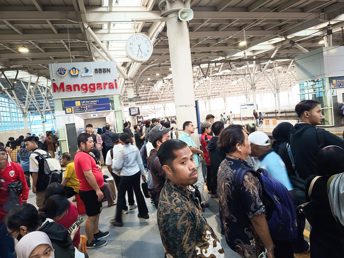 Stasiun Manggarai Kembali Normal Usai KRL Anjlok Dua Kali