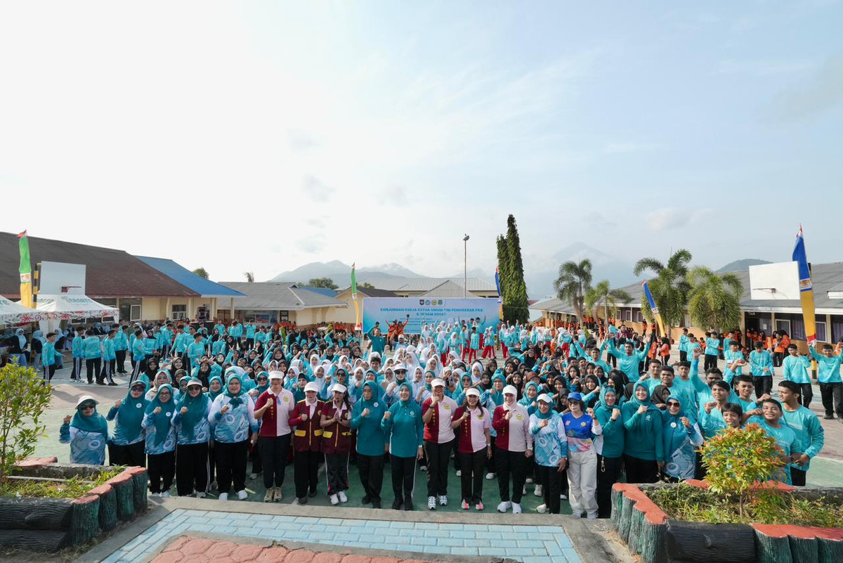 Pesan Hidup Sehat Diserukan Ketua TP PKK di SMAN 2 Ternate