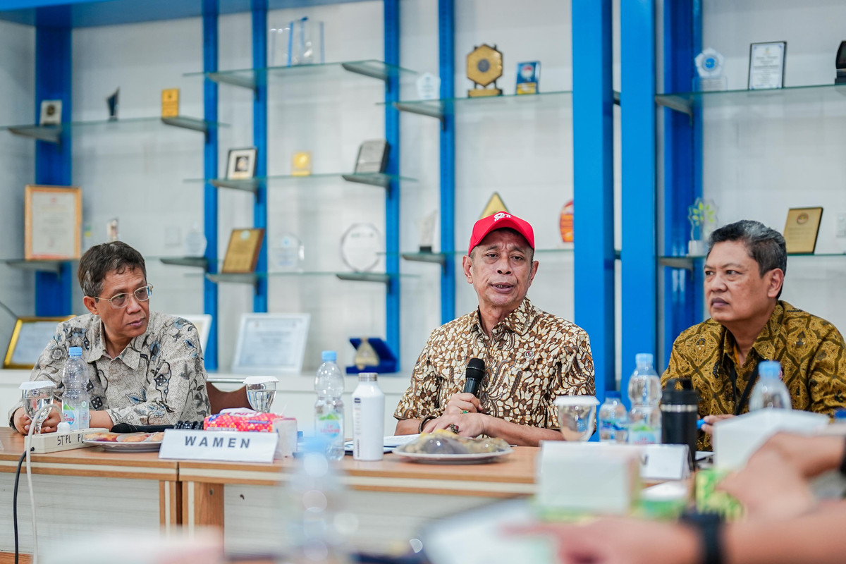 Pengawalan Ketat Sekolah Rakyat Jadi Sorotan Wamensos