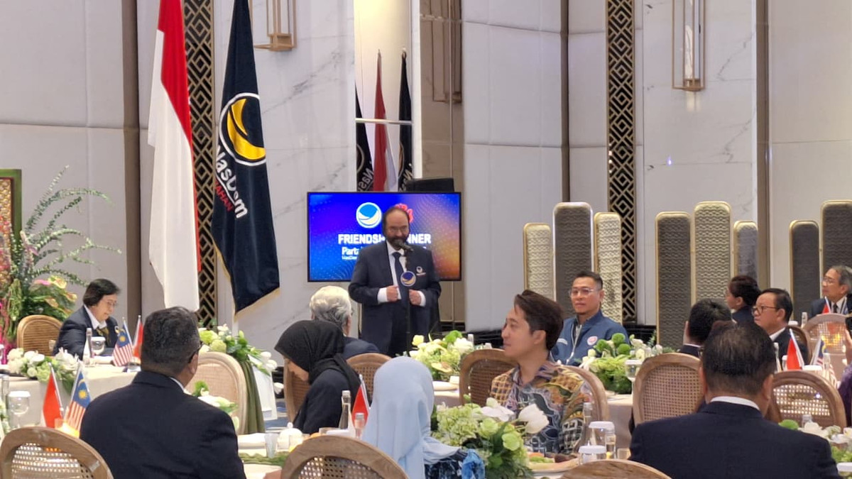 Tanggapan Surya Paloh soal Wacana Minimal Dua Fraksi Pengusung Capres