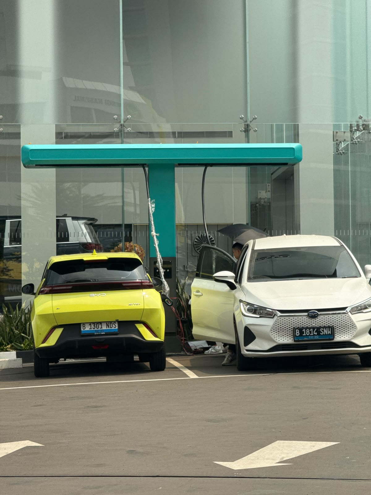 BYD beri penjelasan resmi Soal Denza Z9 GT dan Teknologi Flash Charging