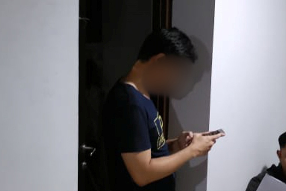 Beku Hukum Menanti Ayah Dokter Pelaku Asusila Anak di Bandung