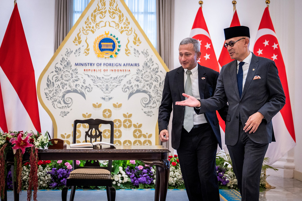 Berita Terkini: Saat Menlu Tata Bertemu Menlu Singapura