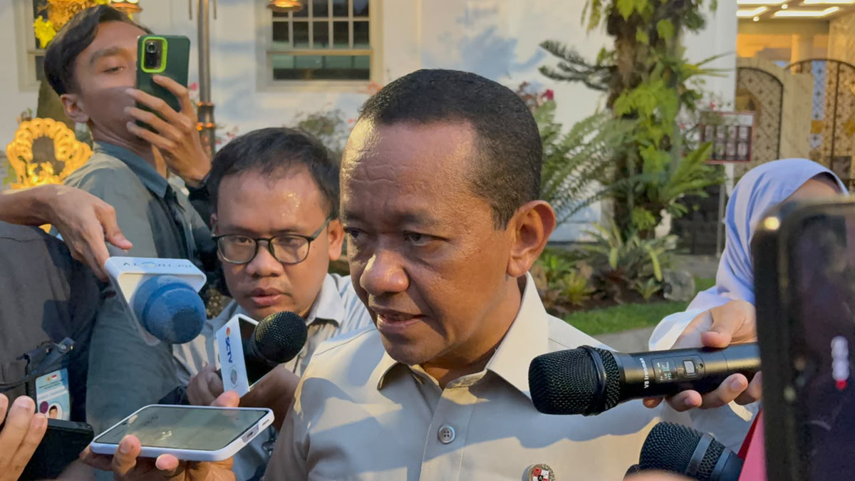 Bahlil Sentil Singapura & BEI Tendang 18 Saham Sekaligus