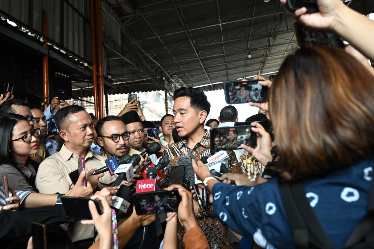 Projo tuturkan Putusan MA Tak Bisa Batalkan Jabatan Wapres Gibran: Keliru, Melompati Konstitusi
