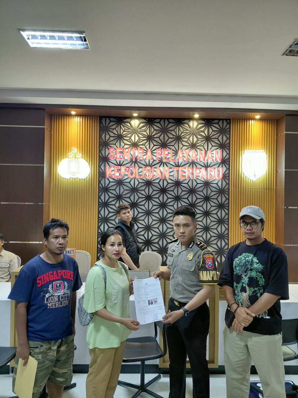 Dampingi Keluarga Korban, Dwi Lapor Orang Hilang ke Polres Madiun