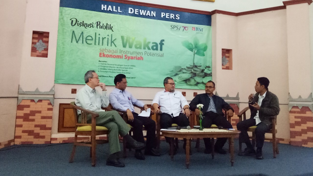 Diskusi publik 'Melirik Wakaf'