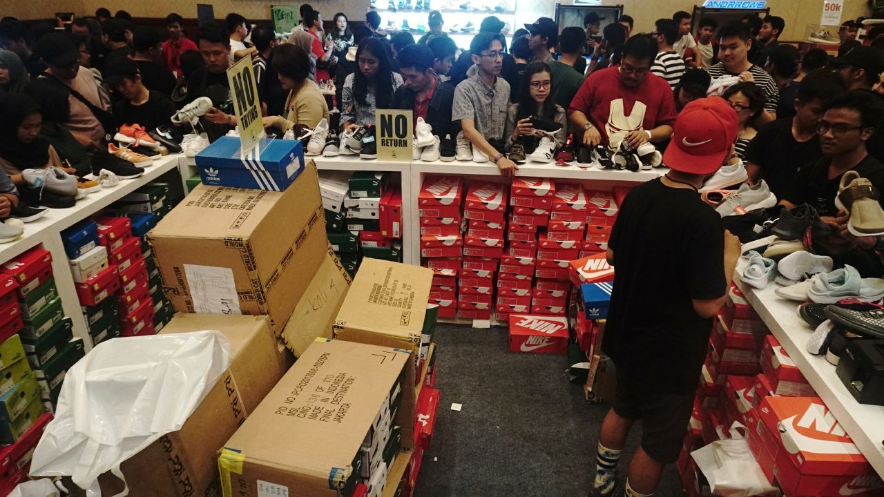 Suasana Jakarta Sneaker Day di Senayan City