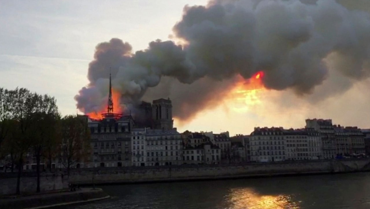 Kebakaran di Katedral Notre-Dame, Perancis