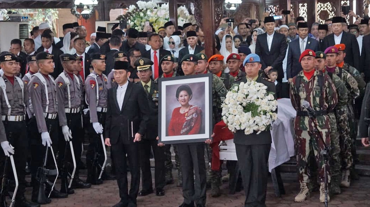 Upacara Pelepasan Jenazah Almarhumah Ani Yudhoyono